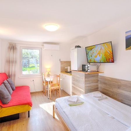 New Studio With Aircon & Free Parking Liubliana Exterior foto