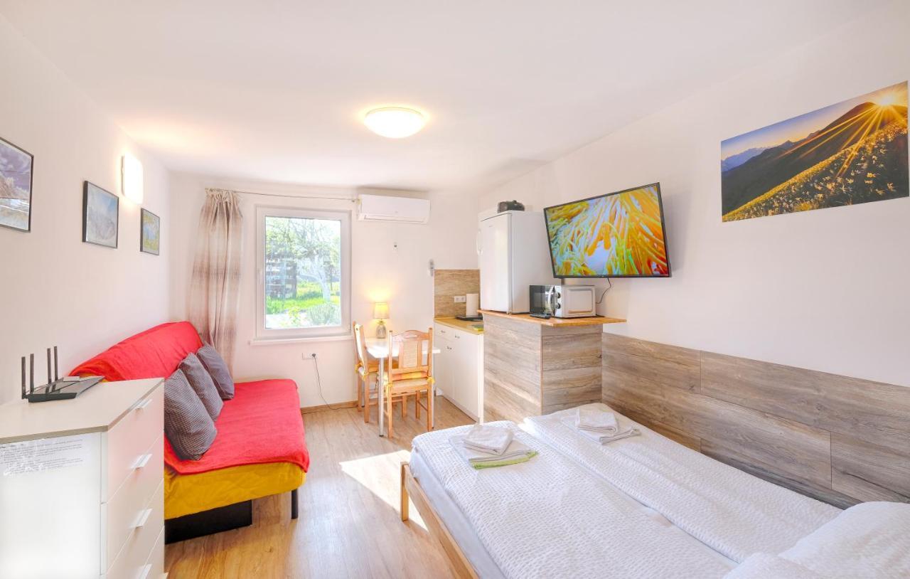 New Studio With Aircon & Free Parking Liubliana Exterior foto